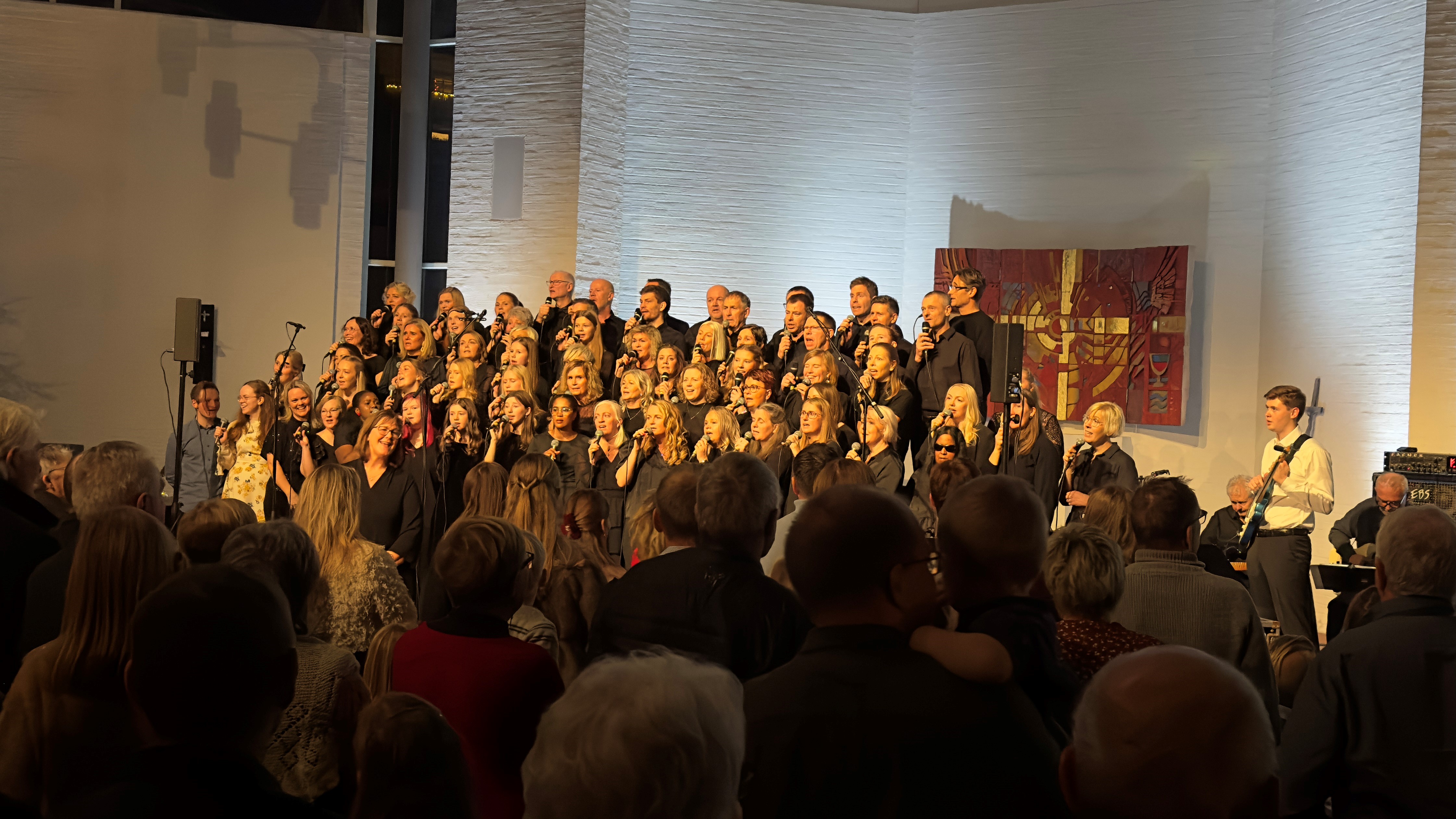 Fullt hus på konsertane i Skjold kyrkje 21. desember 25